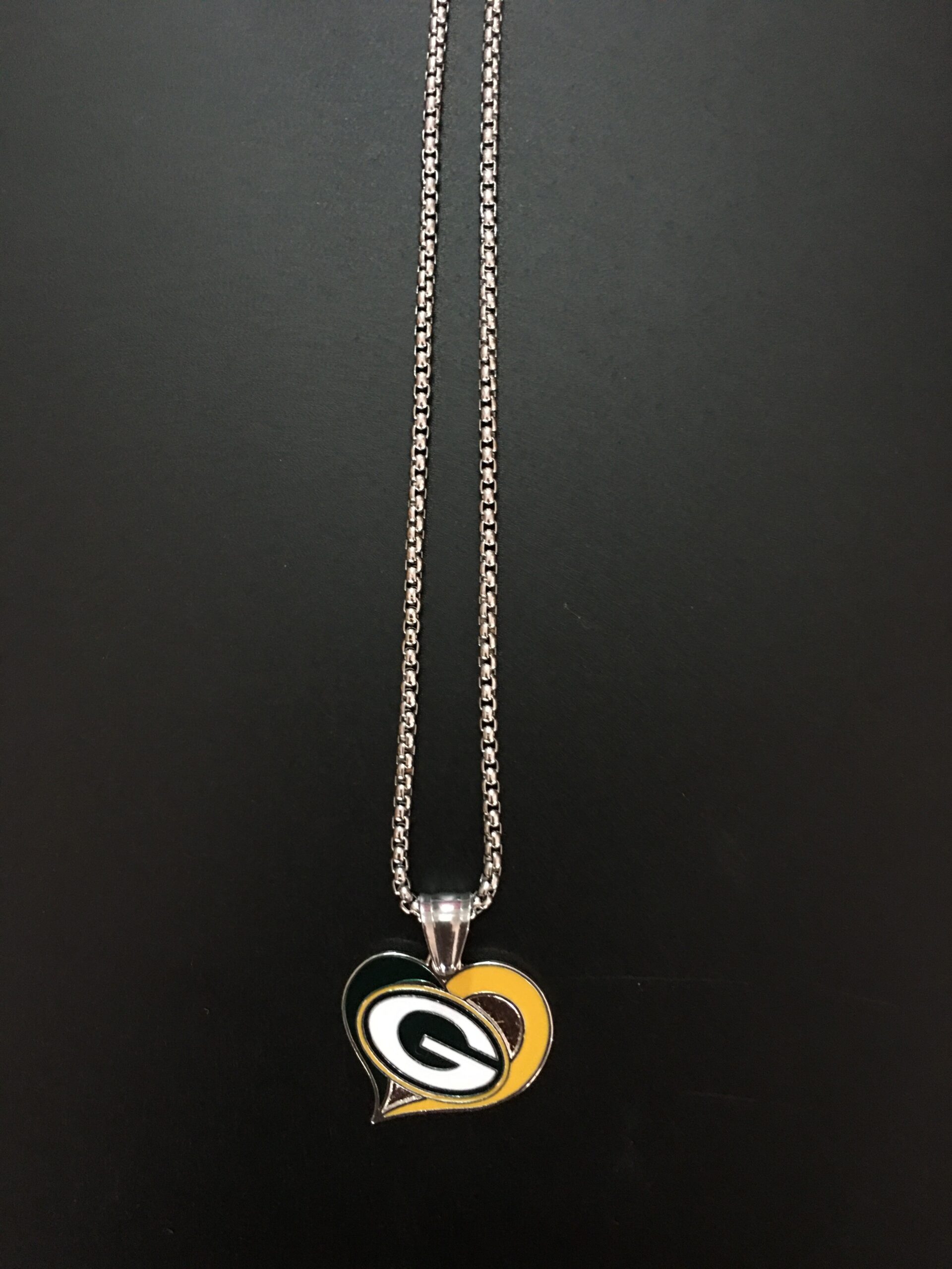 Outdoor Football Team Rugby Heart Shape Slide Necklace Pendant Fitness Hiphop Rope Chain Fan Sport Lover Young Man Gift Jewelry