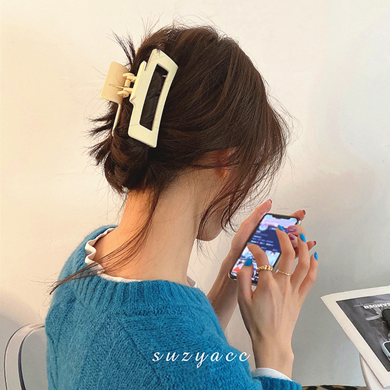 2022 New Acrylic Hair Accessories Periwinkle Hair Clips Side Clips Fresh Girl Bangs Clip Headdress Girl Hair Clip